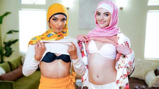 Muslim women give high-quality blowjob to their man in FFM porn