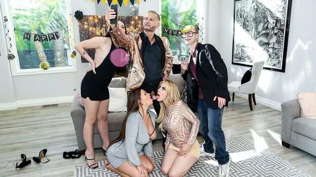 New Year's party ended in a threesome with busty mommies
